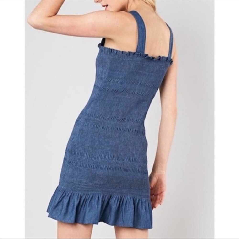 Do+Be Blue Chambray Smocked Mini Dress NWT Size Small - Picture 3 of 13
